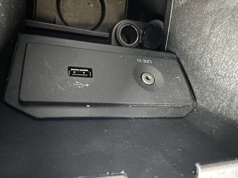 Used 2013 Ford Escape SE image 28