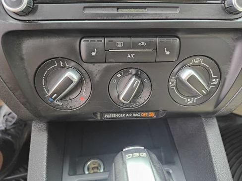 Used 2013 Volkswagen Jetta TDI FWD image 28