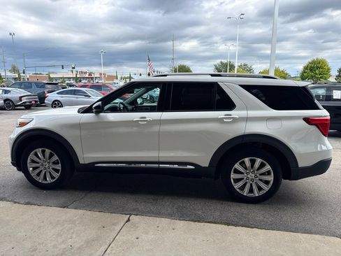 Used 2021 Ford Explorer Limited w/ Hybrid Equipment Group 310A AWD/4WD image 9