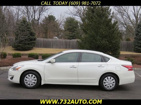 Used 2015 Nissan Altima 2.5 S w/ Power Driver Seat Package image 2