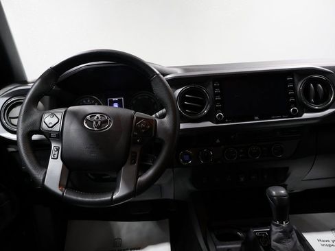 Used 2021 Toyota Tacoma TRD Off-Road image 16