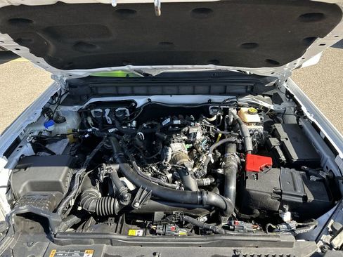 Used 2022 Ford Bronco Outer Banks image 32