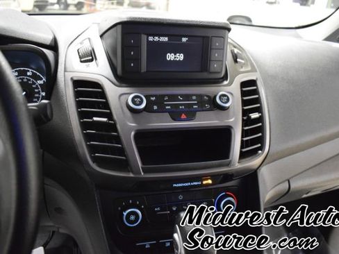 Used 2021 Ford Transit Connect XL image 17