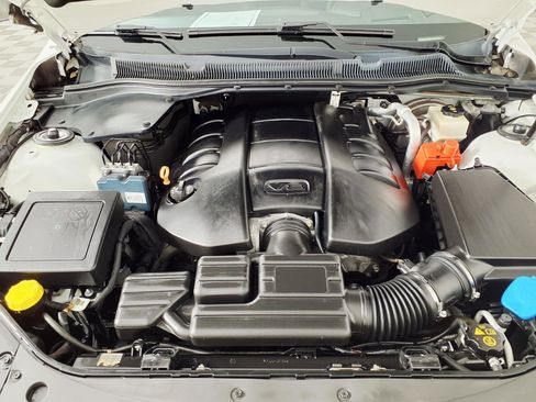 Used 2015 Chevrolet SS RWD image 24