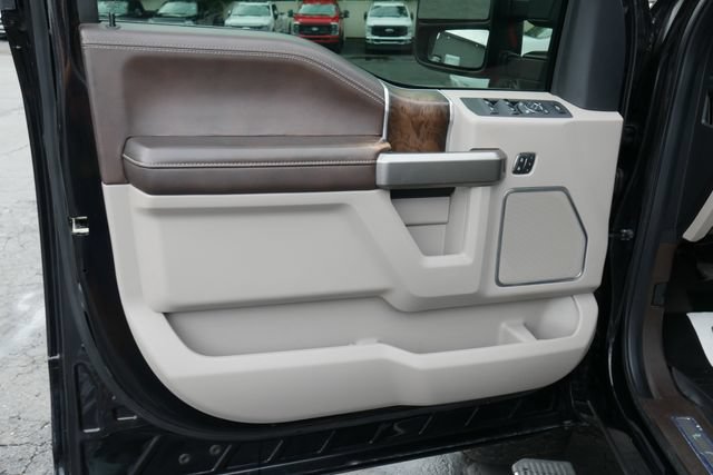 Used 2019 Ford F350 Limited AWD/4WD image 15