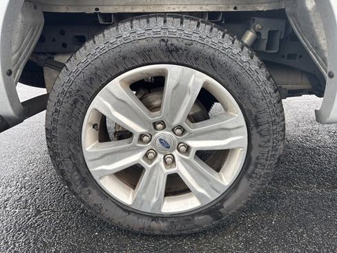 Used 2019 Ford F150 Platinum image 5