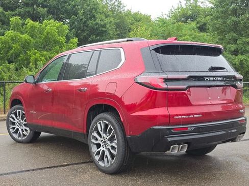 New 2026 GMC Acadia Denali Ultimate AWD/4WD image 15