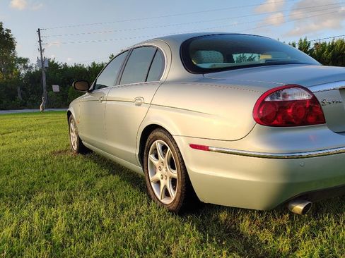 Used 2006 Jaguar S-TYPE 4.2 image 13