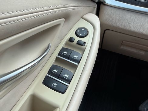 Used 2014 BMW 535d Sedan RWD image 17
