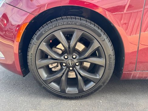 Used 2016 Chrysler 200 S w/ Sun & Sound Group FWD image 28