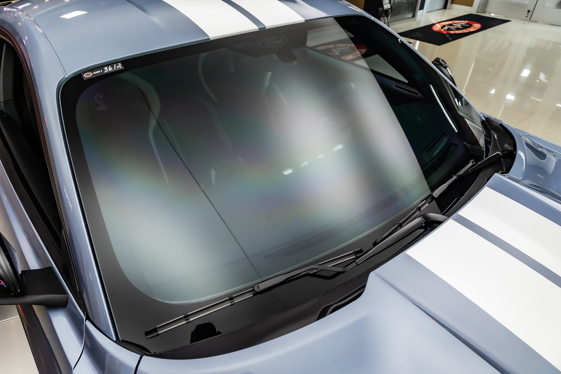 Used 2022 Ford Mustang Shelby GT500 w/ Carbon Fiber Track Pack RWD image 25