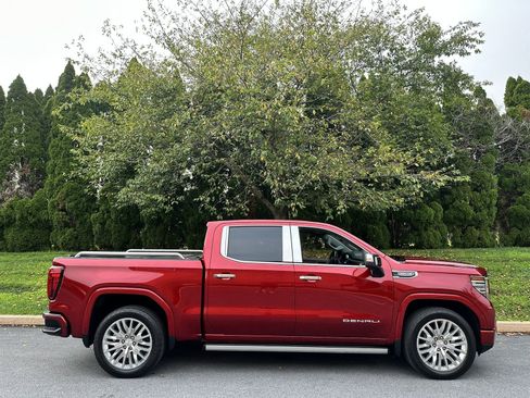 Used 2022 GMC Sierra 1500 Denali w/ Denali Reserve Package AWD/4WD image 50