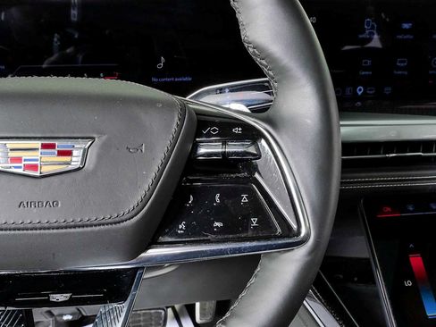 Certified 2025 Cadillac Escalade V AWD/4WD image 11