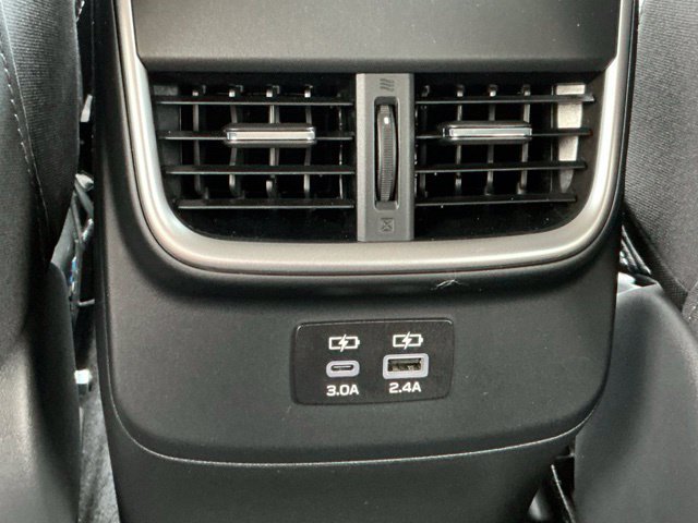 Used 2024 Subaru Outback Premium AWD/4WD image 17