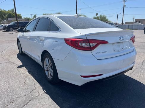 Used 2015 Hyundai Sonata SE FWD image 5