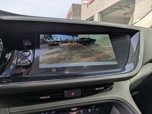 Used 2022 Buick Envision Essence w/ Sport Touring Package FWD image 18