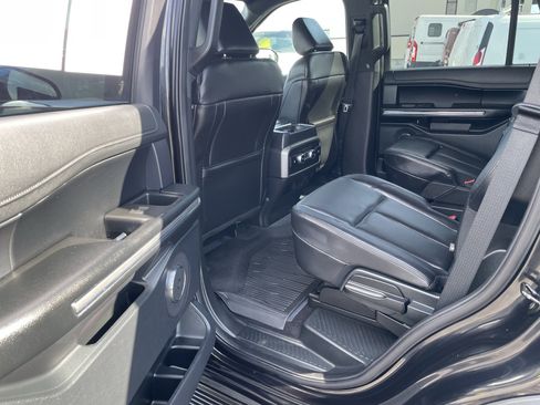Used 2021 Ford Expedition XLT AWD/4WD image 26