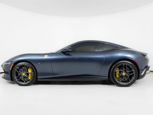 Used 2024 Ferrari Roma RWD image 2