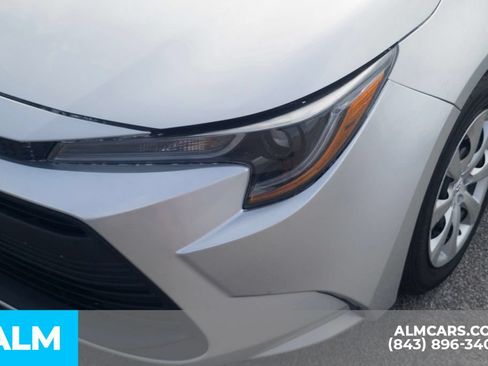 Used 2024 Toyota Corolla LE FWD image 11