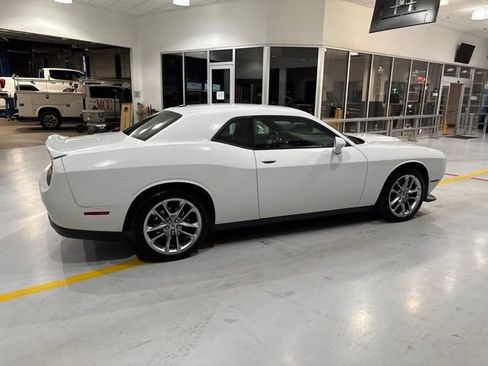 Used 2022 Dodge Challenger GT AWD/4WD image 9