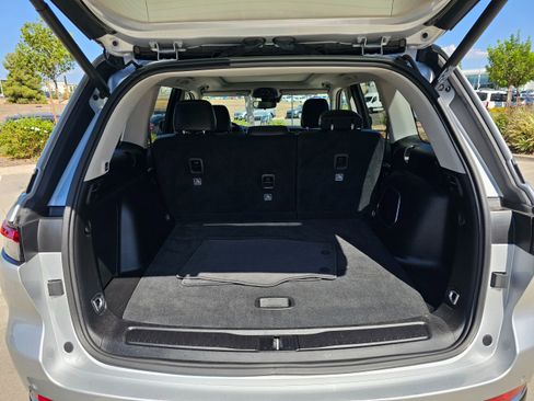 Used 2023 Jeep Grand Cherokee 4WD 4xe image 27