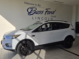 Used 2017 Ford Escape SE w/ SE Sport Appearance Package video 1