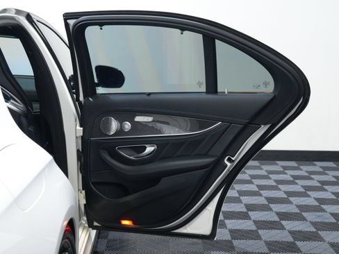 Used 2019 Mercedes-Benz E 63 AMG S image 30