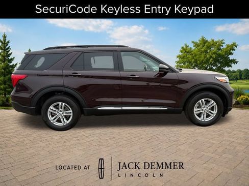 Used 2023 Ford Explorer XLT w/ Equipment Group 202A AWD/4WD image 8