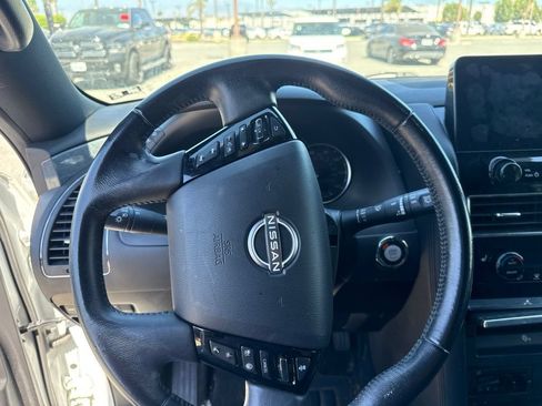 Used 2022 Nissan Armada SL w/ Midnight Edition Package RWD image 13