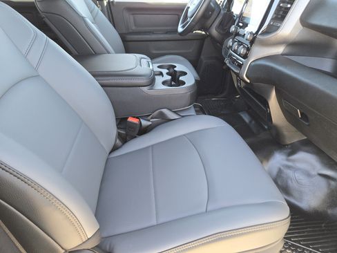 New 2026 RAM 2500 Tradesman w/ Chrome Appearance Group image 11