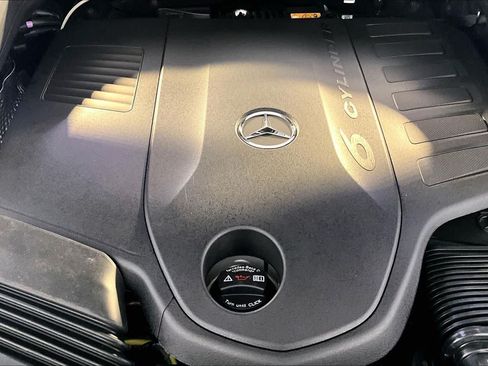 New 2026 Mercedes-Benz GLS 450 4MATIC image 15