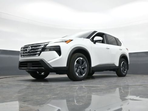 New 2025 Nissan Rogue SV image 19
