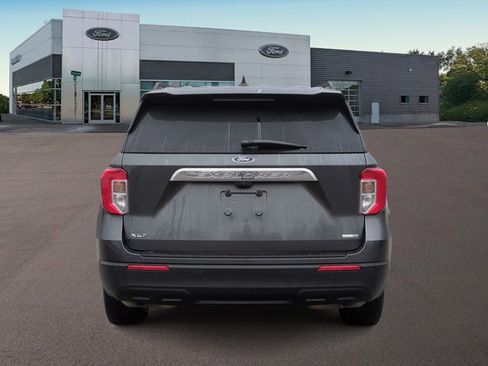 Used 2020 Ford Explorer XLT image 10