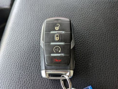 Used 2022 RAM 1500 Laramie image 31