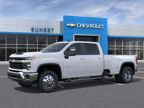 New 2026 Chevrolet Silverado 3500 LT w/ Safety Package AWD/4WD image 2