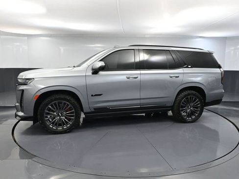 Used 2024 Cadillac Escalade V w/ LPO, ONYX Package AWD/4WD image 12