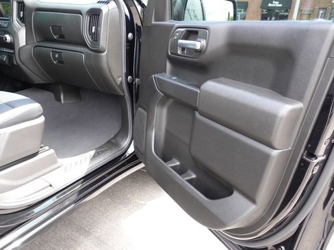 Used 2024 GMC Sierra 1500 Pro w/ Graphite Edition AWD/4WD image 32