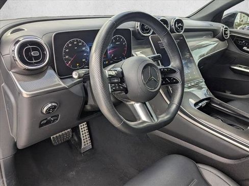 Used 2024 Mercedes-Benz GLC 300 4MATIC image 10