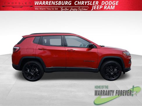 New 2026 Jeep Compass Latitude image 2