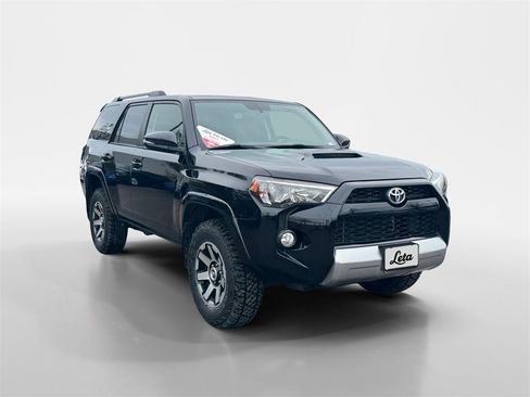 Used 2019 Toyota 4Runner TRD Off-Road Premium image 2