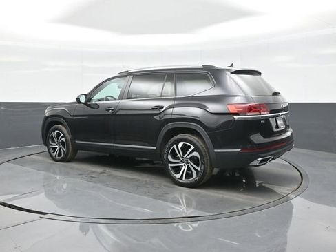 Used 2023 Volkswagen Atlas SEL AWD/4WD image 5