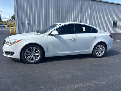 Used 2017 Buick Regal Premium w/ Driver Confidence Package #2