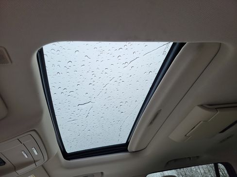 Certified 2018 GMC Yukon Denali w/ Open Road Package image 29