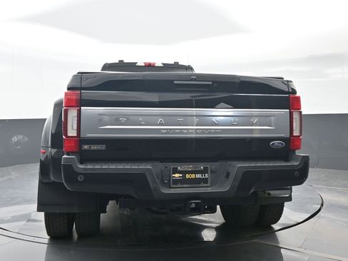 Used 2021 Ford F450 Platinum image 5