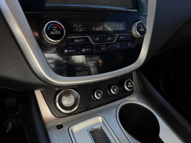 Used 2015 Nissan Murano Platinum w/ Platinum Technology Package AWD/4WD image 12