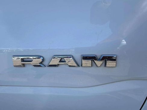 Used 2021 RAM 1500 Laramie w/ Sport Appearance Package image 17