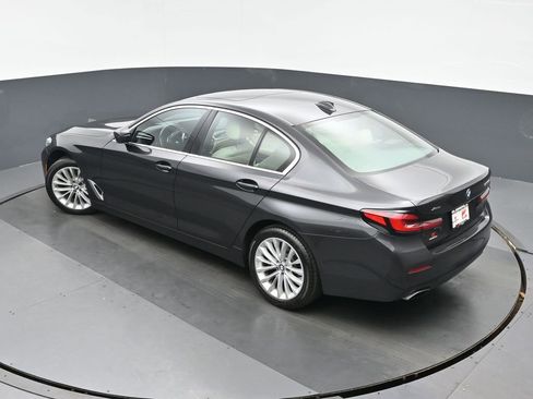 Used 2022 BMW 530i xDrive w/ Premium Package image 35