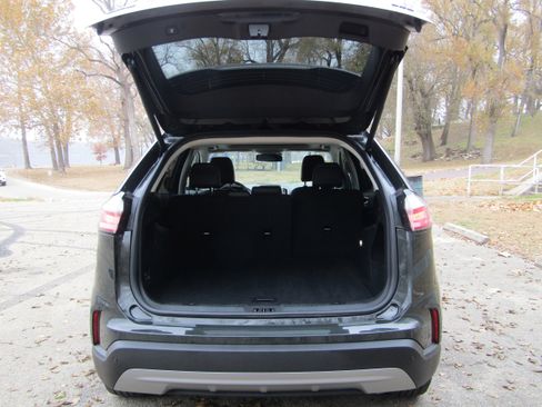 Certified 2024 Ford Edge SEL w/ Convenience Package image 13