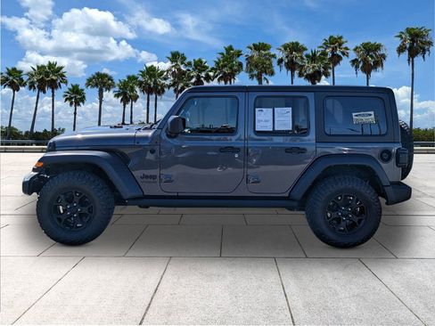 Used 2021 Jeep Wrangler Unlimited Sport image 4