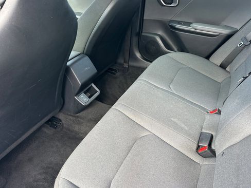 Used 2025 Kia K4 FWD image 12